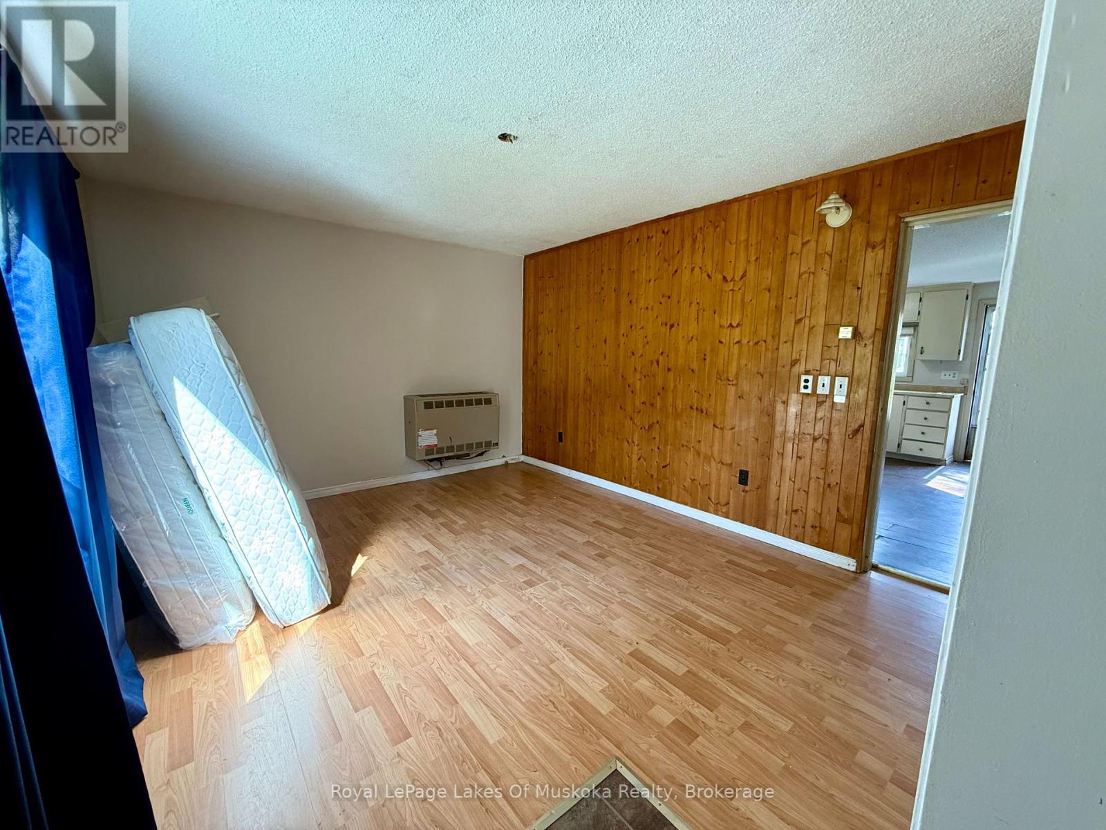 Photo 6 of 16 Barbara Street, Perry ON