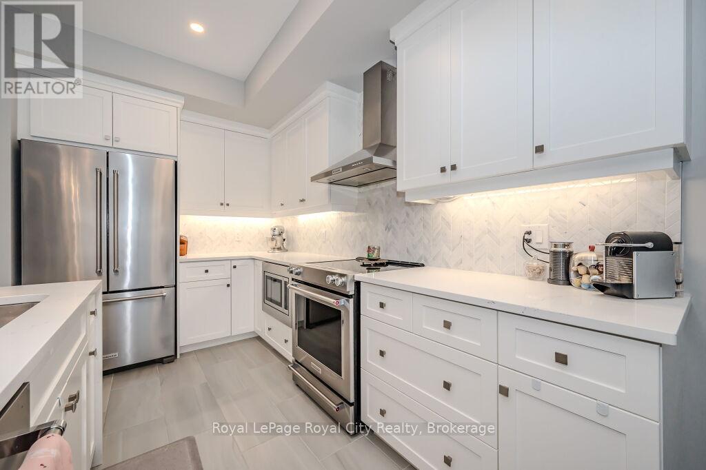 Photo 11 of 608 71 Wyndham Street S, Guelph ON