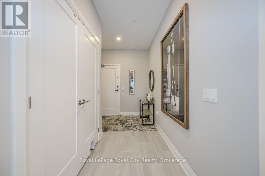 Photo 7 of 608 71 Wyndham Street S, Guelph ON