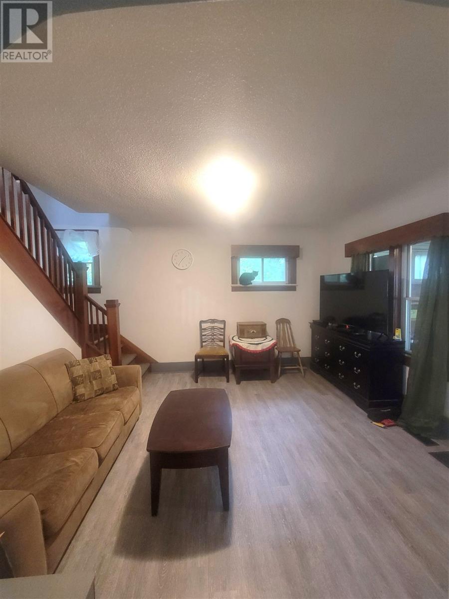 Photo 13 of 444 Laurier Ave, Sault Ste Marie ON