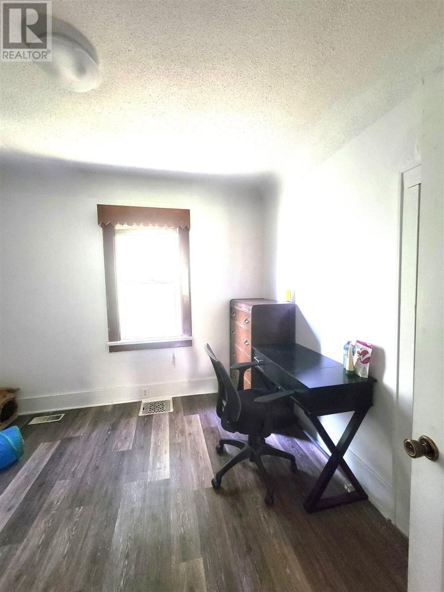 Photo 19 of 444 Laurier Ave, Sault Ste Marie ON