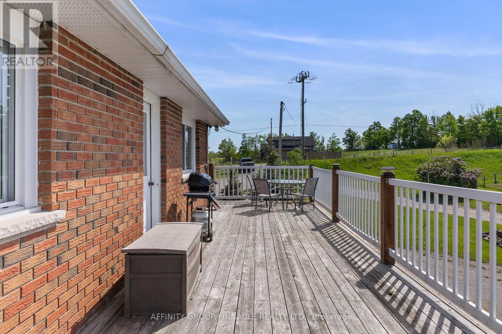 Photo 31 of 572 County Rd 8 Road, Kawartha Lakes ON