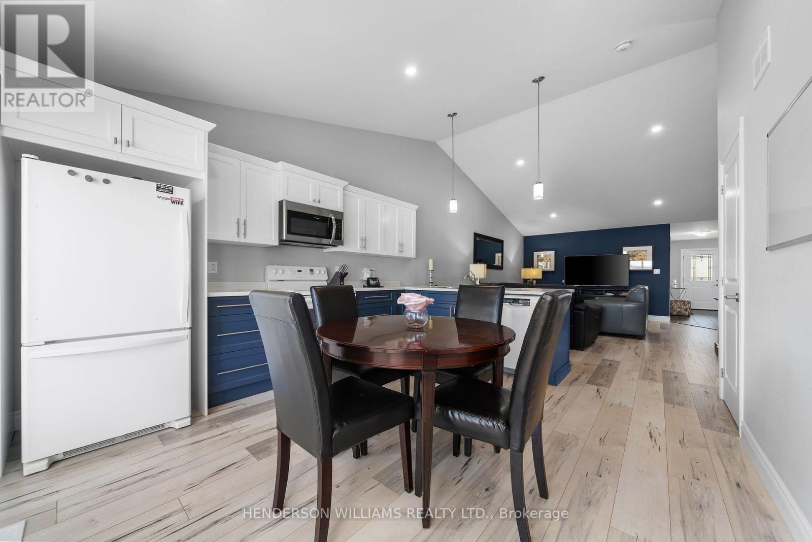 Photo 22 of 84 Farrington Crescent, Prince Edward County ON