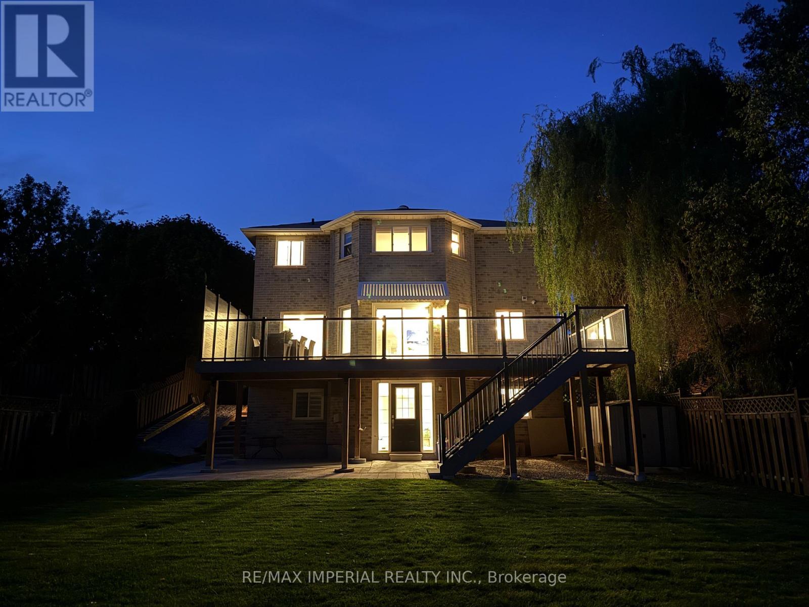 Photo 45 of 2128 Mayflower Boulevard, Oakville ON