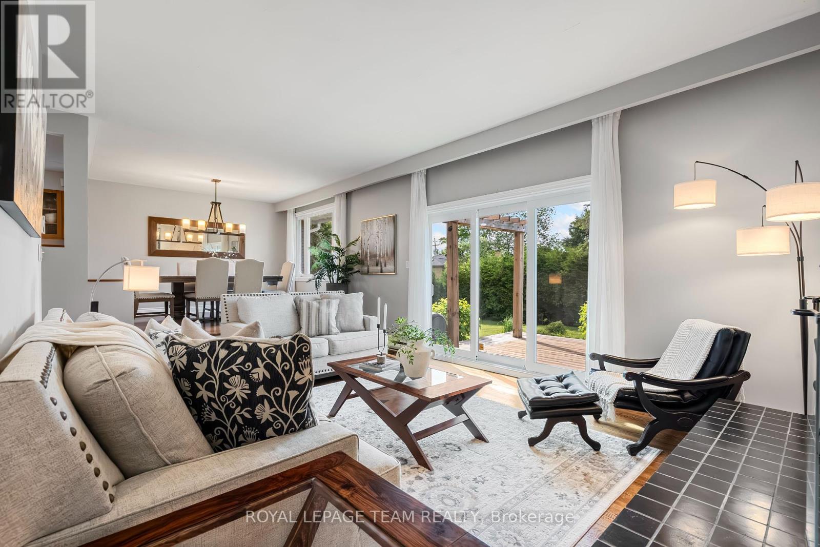 Photo 16 of 37 Promenade Avenue, Ottawa ON