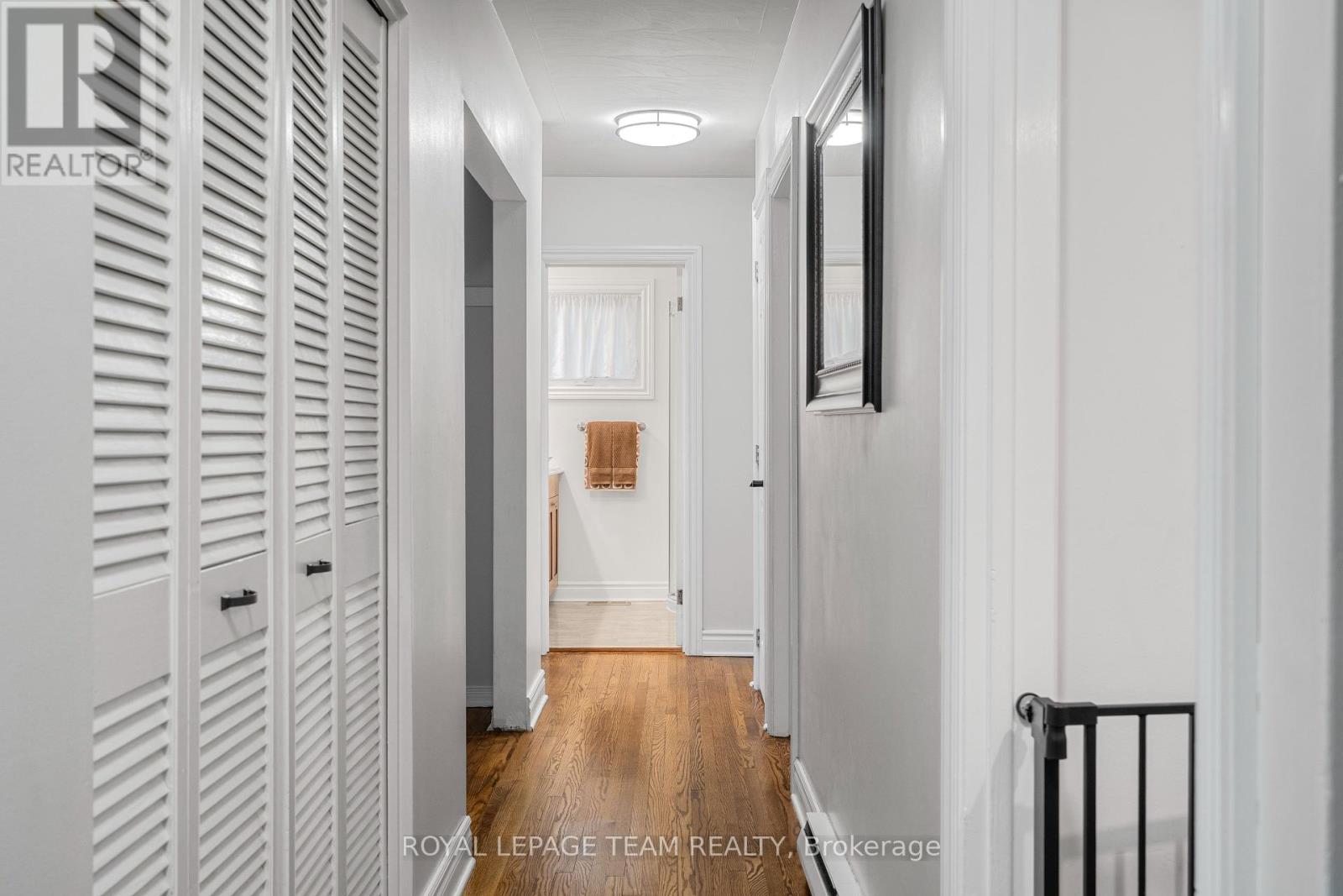 Photo 18 of 37 Promenade Avenue, Ottawa ON