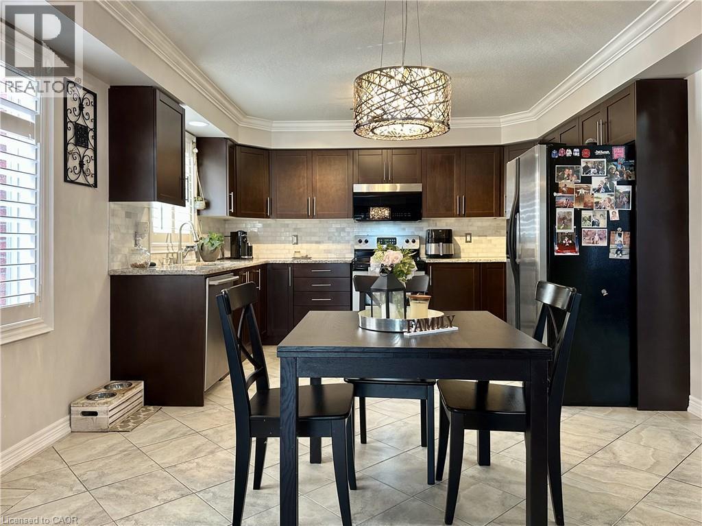 Photo 8 of 1409 Old Zeller Drive, Kitchener ON