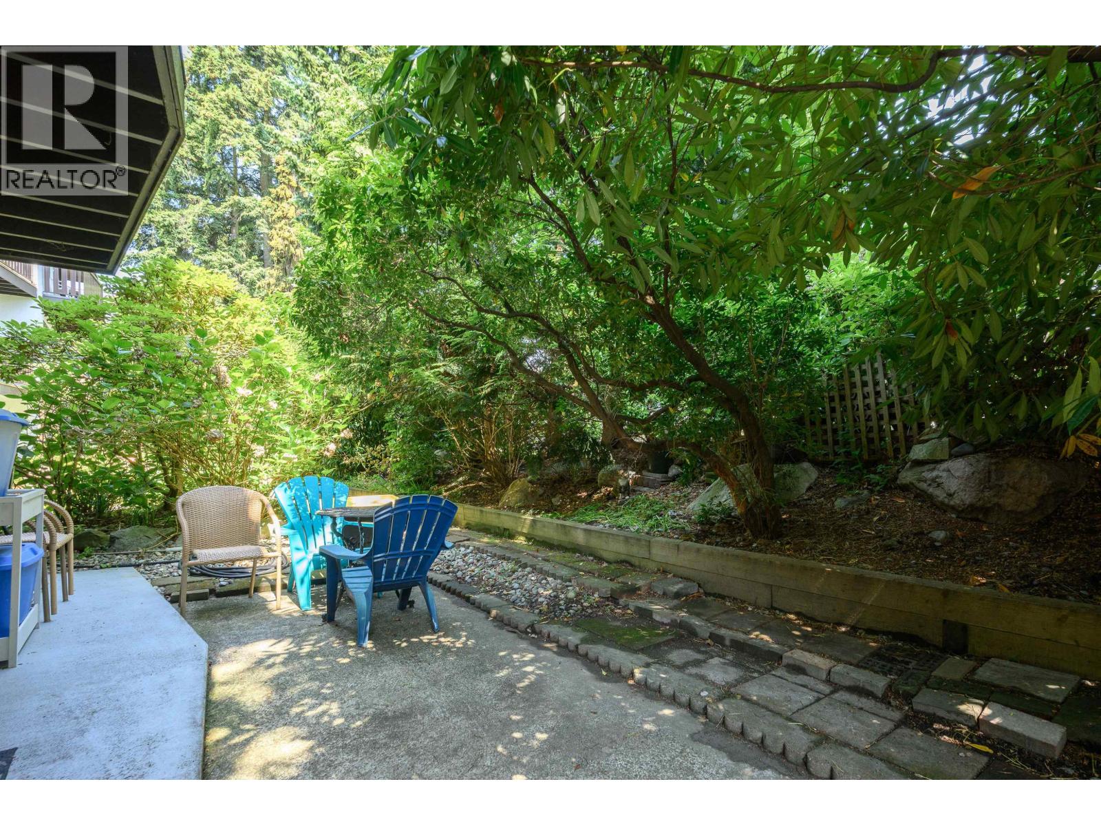 Photo 4 of 110 175 E 4th Street, North Vancouver BC