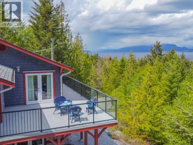 2389 WALL STREET, Texada Island