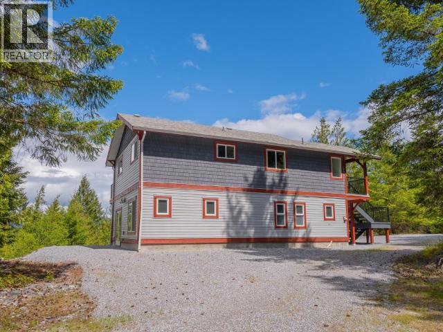 2389 WALL STREET, Texada Island