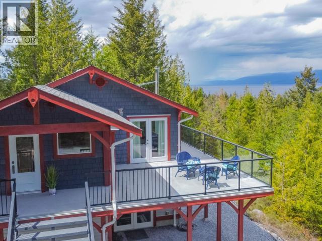 2389 WALL STREET, Texada Island