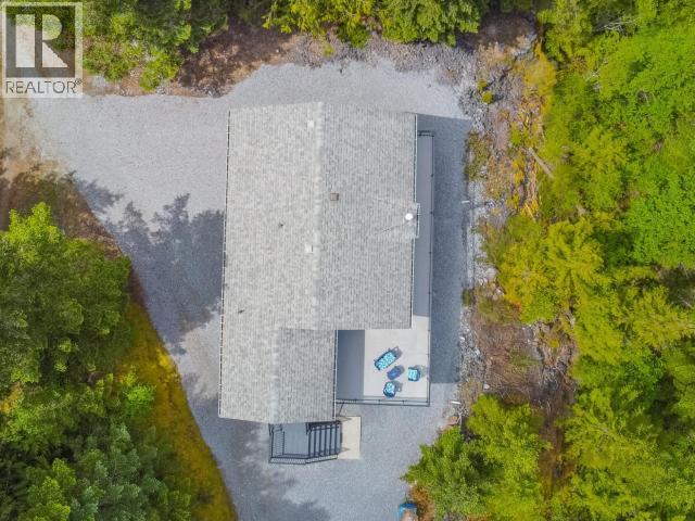 2389 WALL STREET, Texada Island