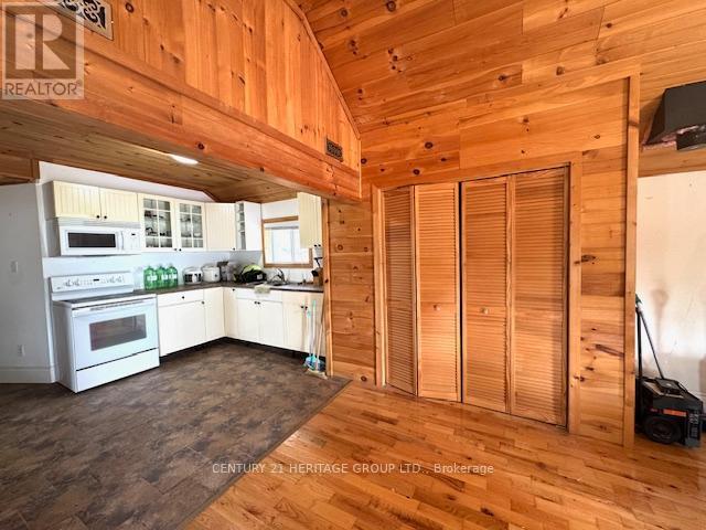 759 MAGUIRE ROAD - 6