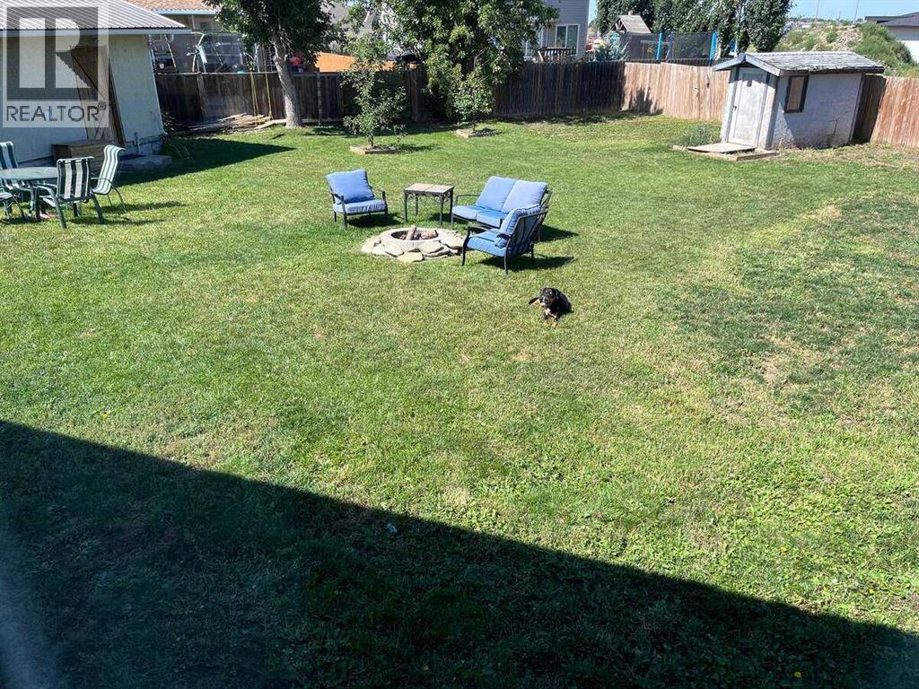 Photo 29 of 5323 2 A Street E, Claresholm AB