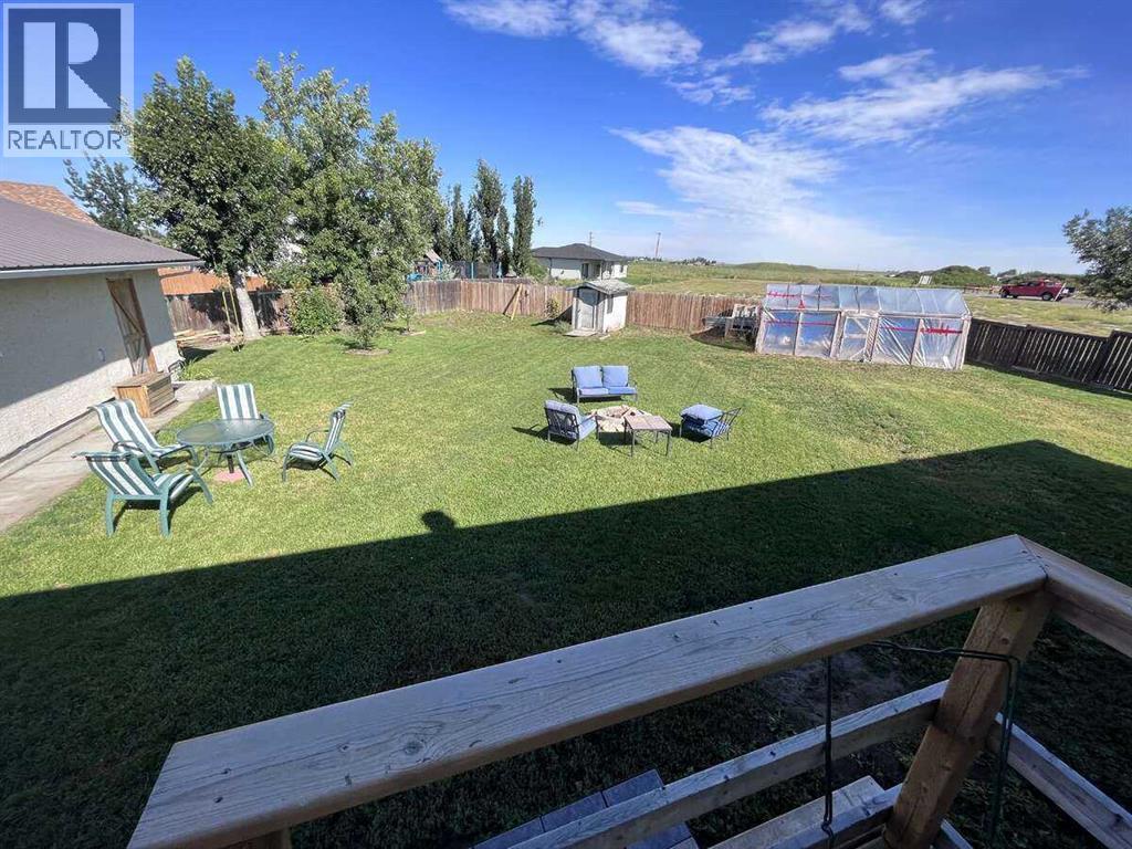 Photo 28 of 5323 2 A Street E, Claresholm AB