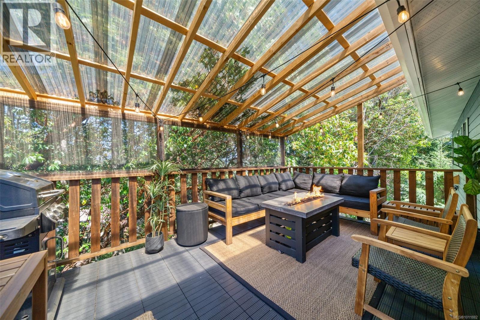 Photo 16 of 846 Cecil Blogg Dr, Colwood BC