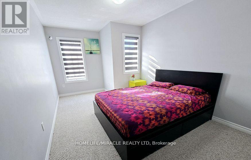 Photo 13 of 33 Atira Avenue, Brampton ON