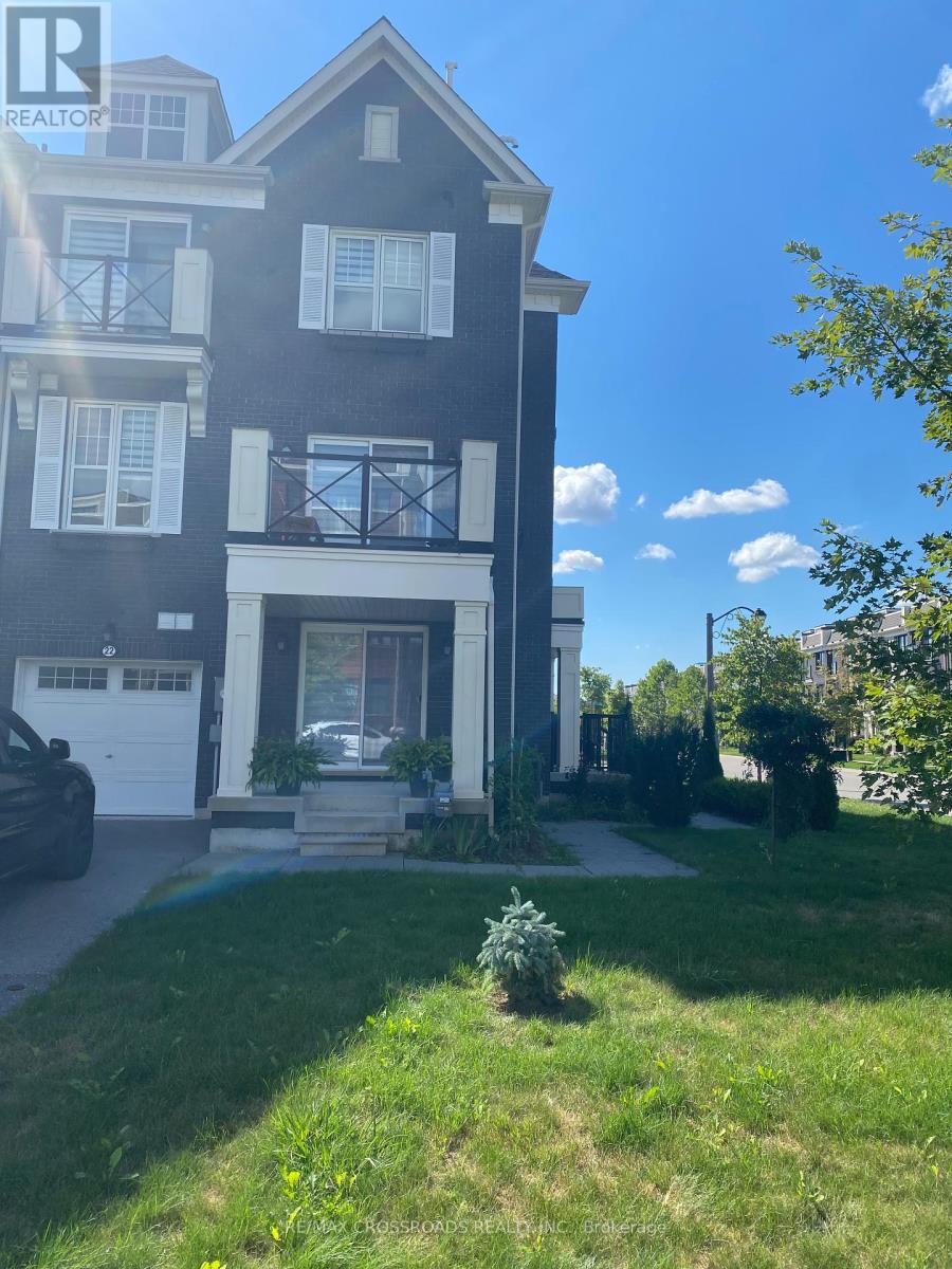 Photo 1 of 22 Boadway Crescent, Whitchurchstouffville ON