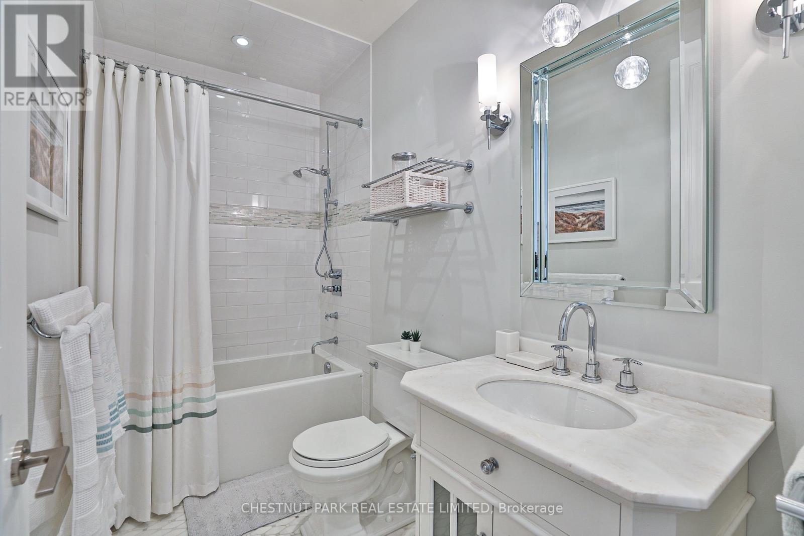 Photo 30 of Ph 01 10 Navy Wharf Court, Toronto ON