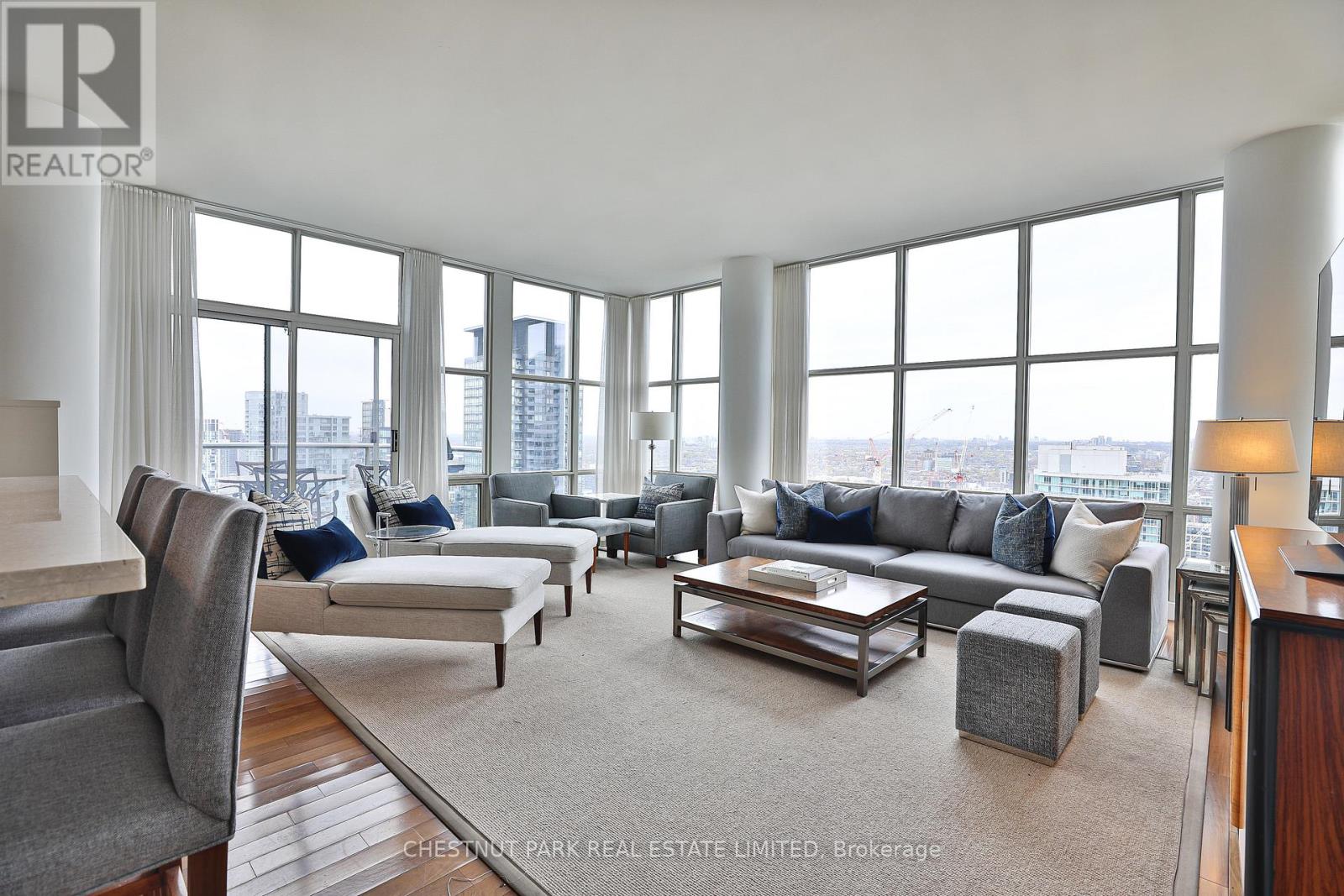 Photo 4 of Ph 01 10 Navy Wharf Court, Toronto ON