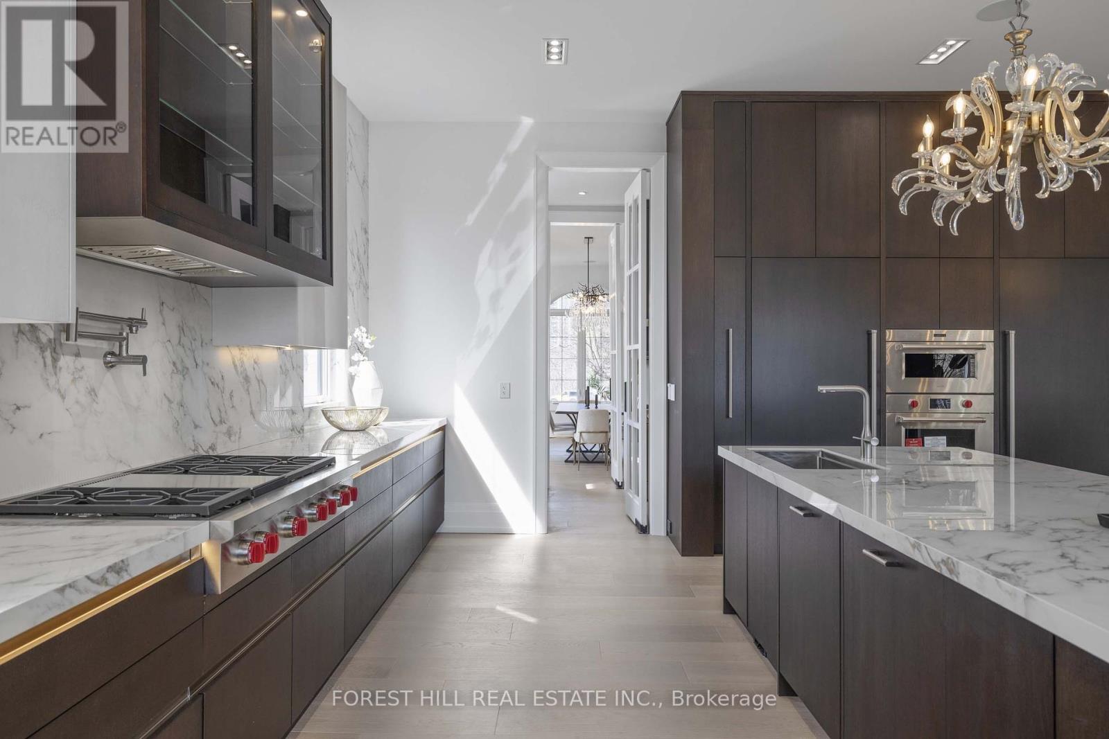 Photo 22 of 81 Upper Canada Drive, Toronto ON