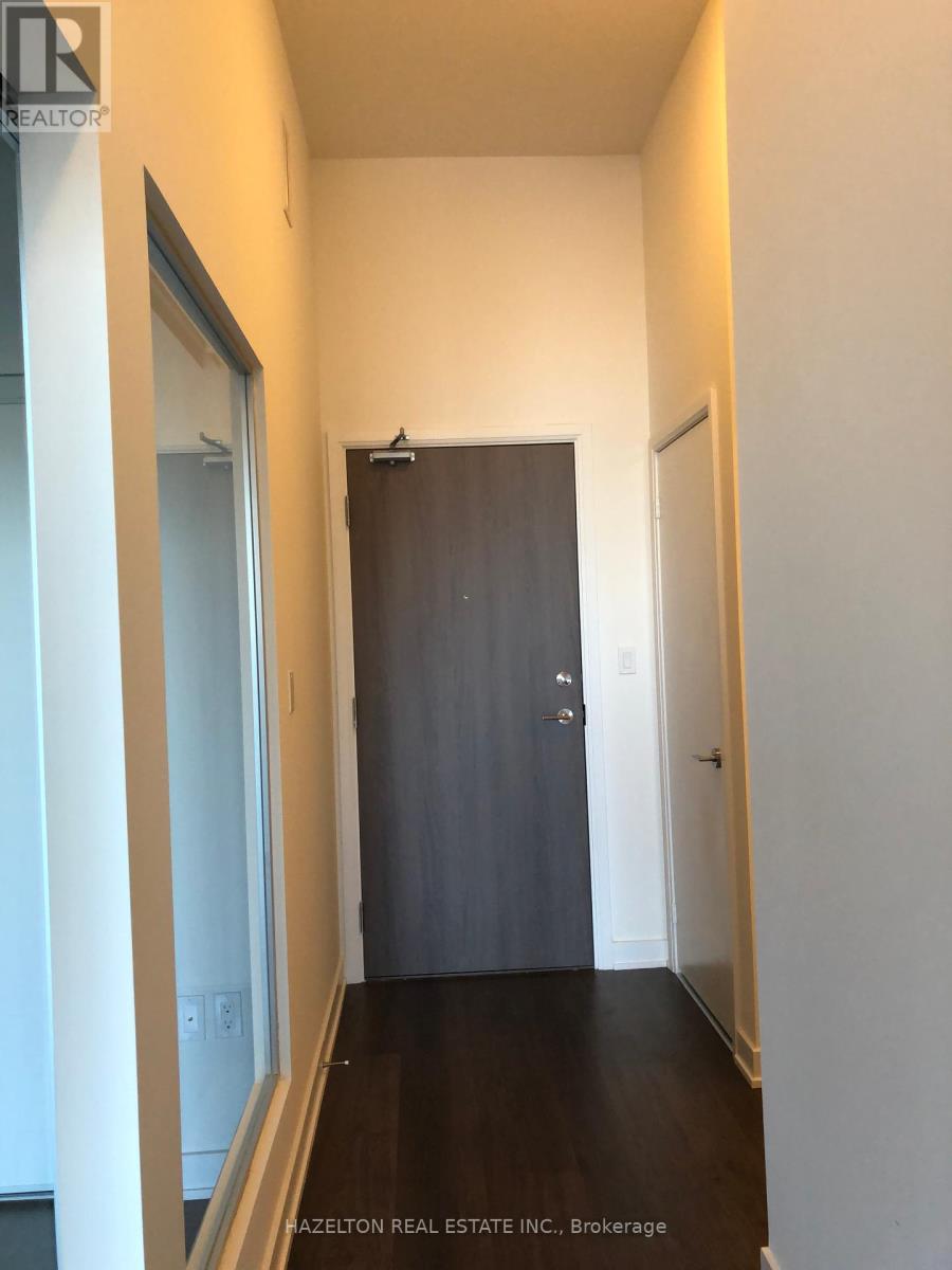 Photo 16 of 212 27 Bathurst Street, Toronto ON