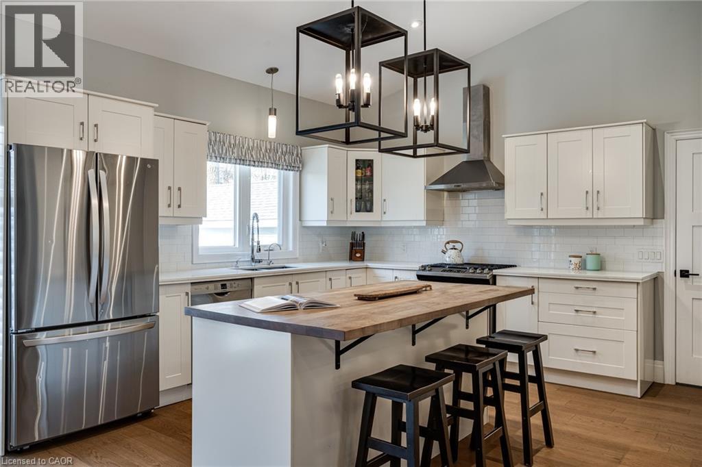 Photo 14 of 14 Sullivans Lane, Dundas ON