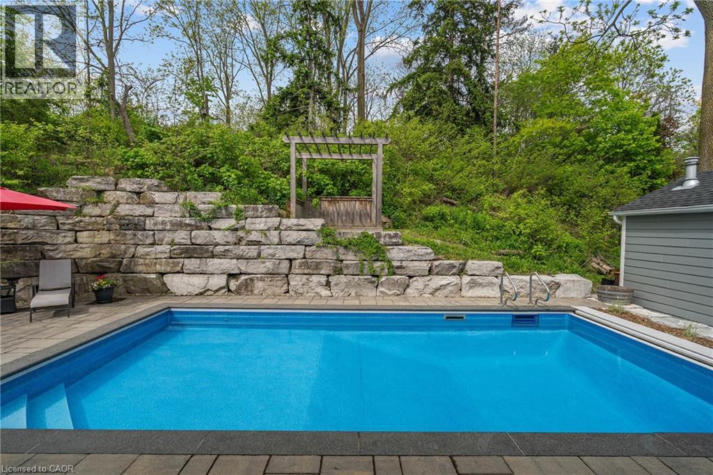Photo 41 of 14 Sullivans Lane, Dundas ON