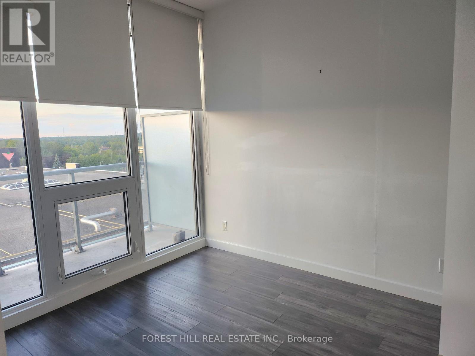 Photo 7 of 709 72 Esther Shiner Boulevard, Toronto ON