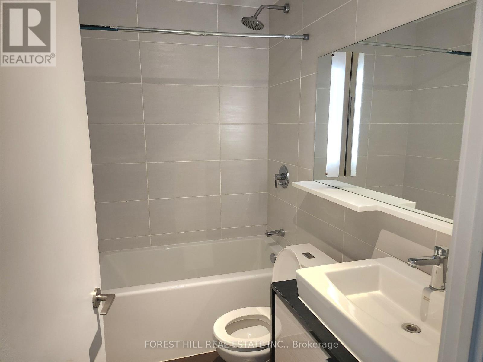 Photo 9 of 709 72 Esther Shiner Boulevard, Toronto ON