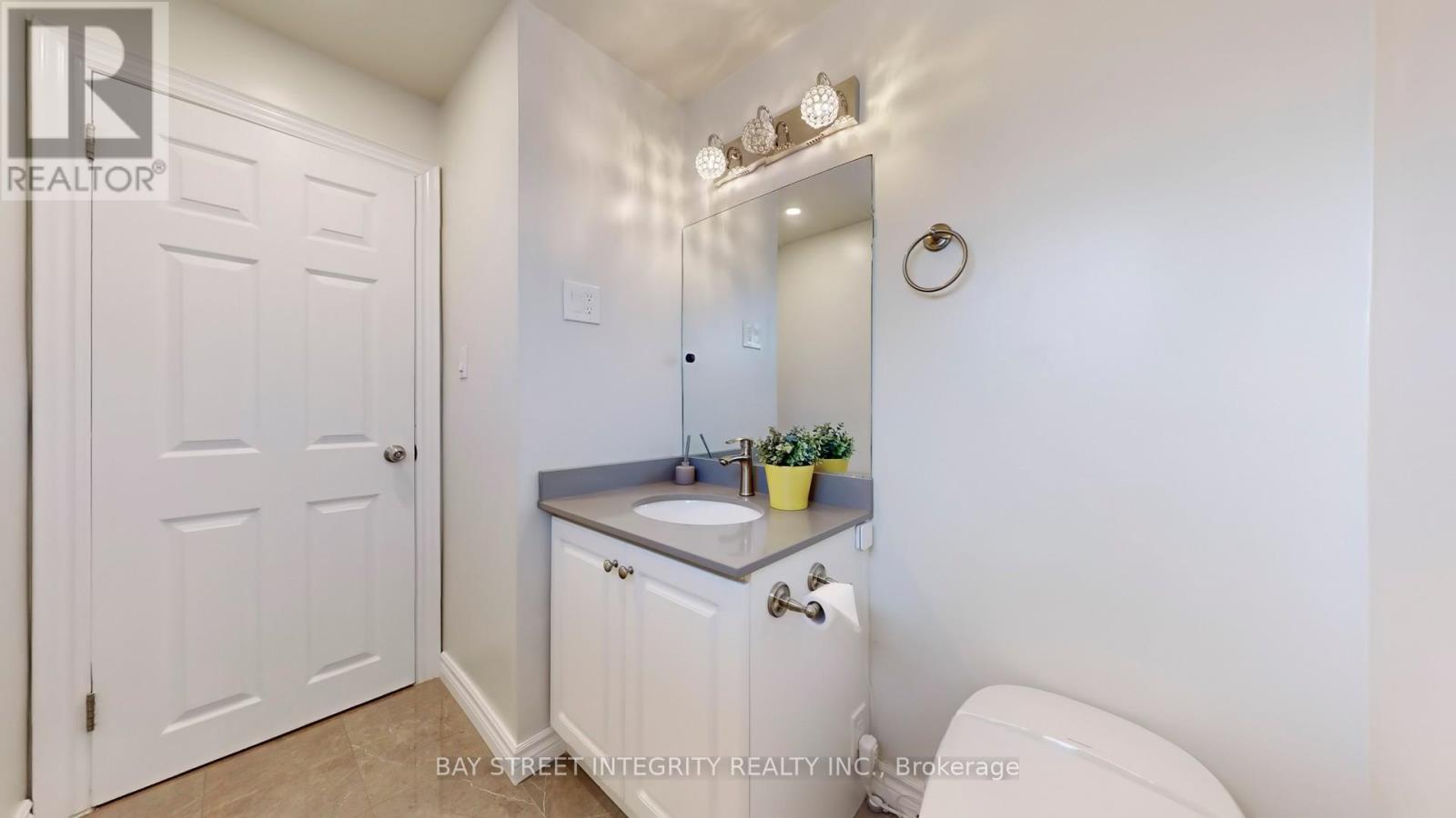 Photo 22 of 29 Ruden Crescent, Toronto ON