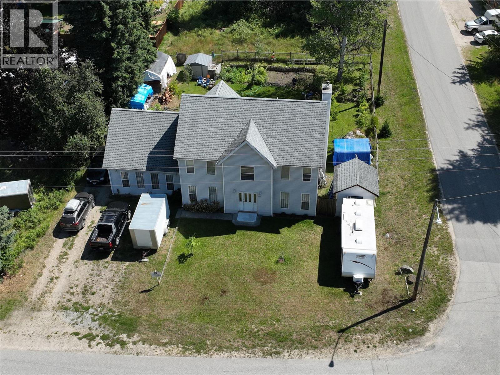Photo 1 of 1118 Harold Street, Slocan BC