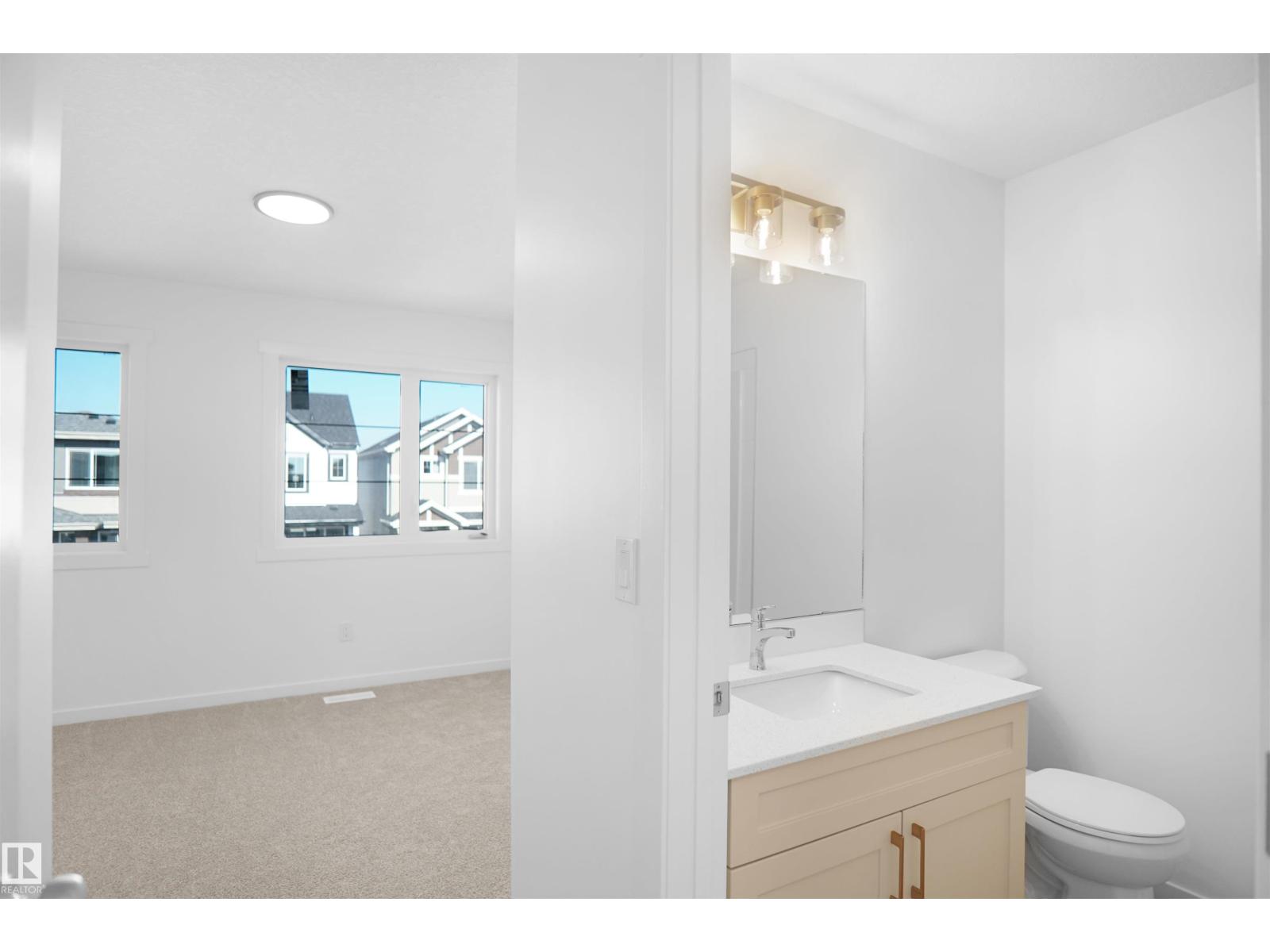 Photo 12 of 96 1430 Aster Wy Nw, Edmonton AB
