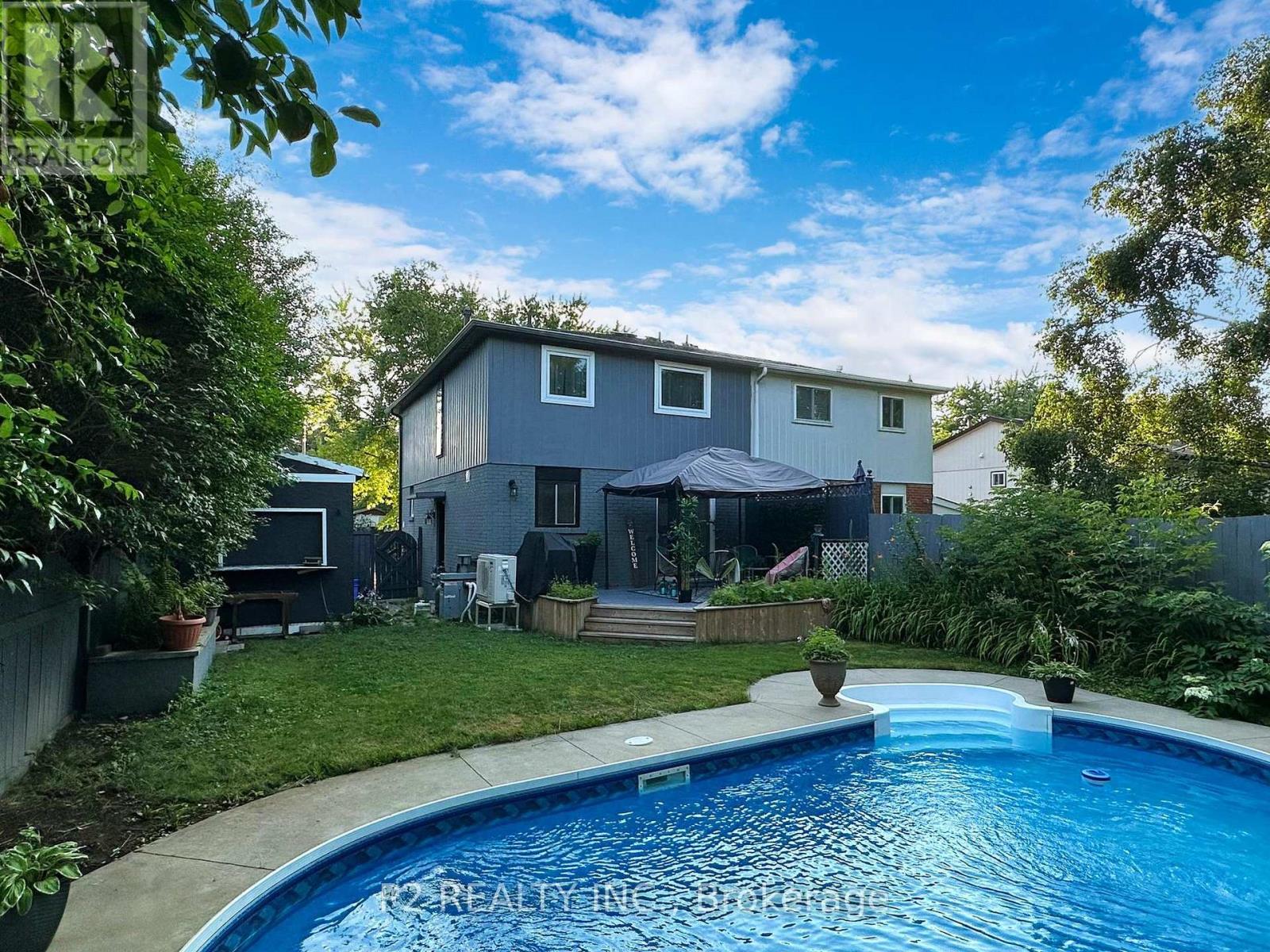 Photo 1 of 411 Rosedale Drive, Whitby ON