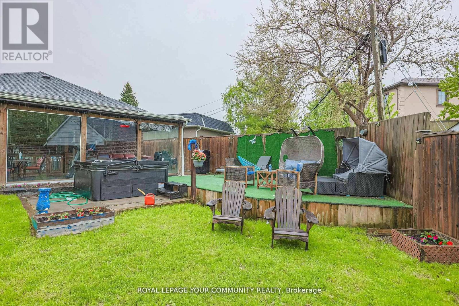 Photo 29 of Upper 52 Princeway Drive, Toronto ON