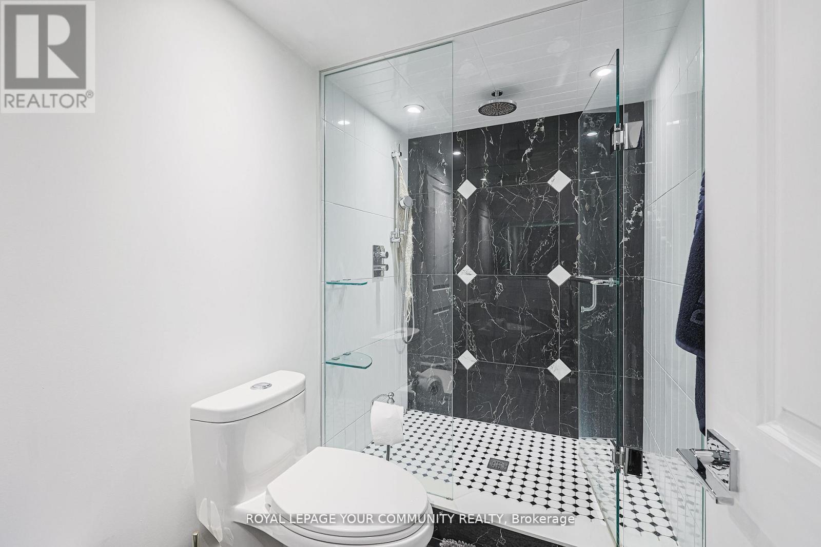Photo 15 of Lower 52 Princeway Drive, Toronto ON