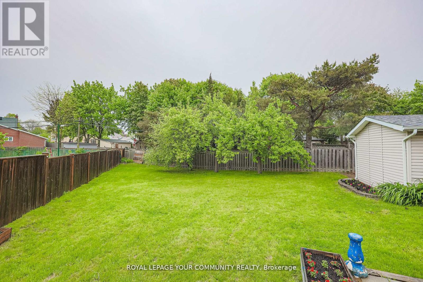 Photo 27 of Lower 52 Princeway Drive, Toronto ON