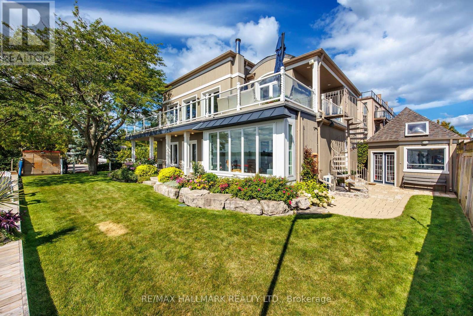 Photo 2 of 1275 Wharf Street, Pickering ON