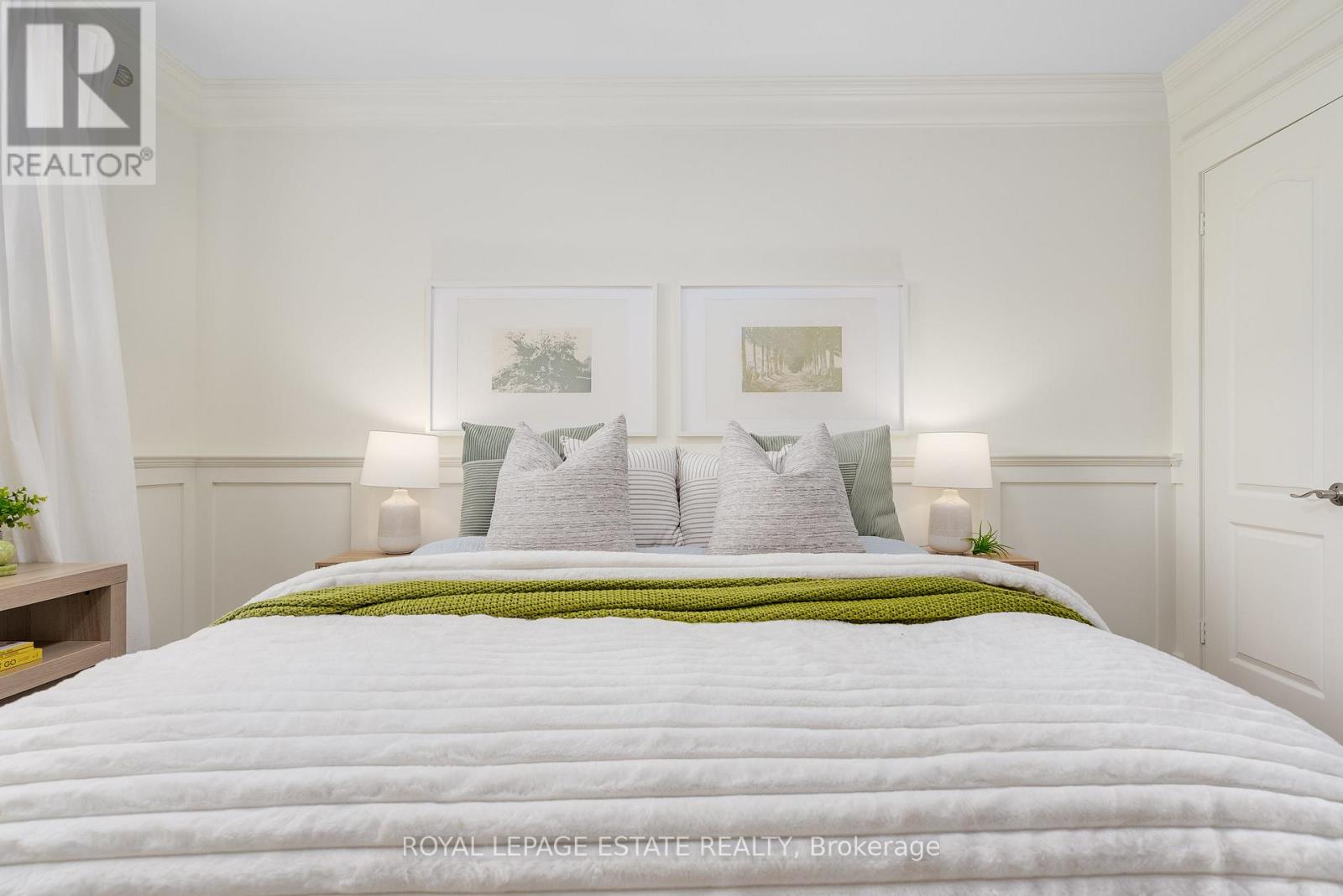 Photo 16 of 21 Nuffield Drive, Toronto ON