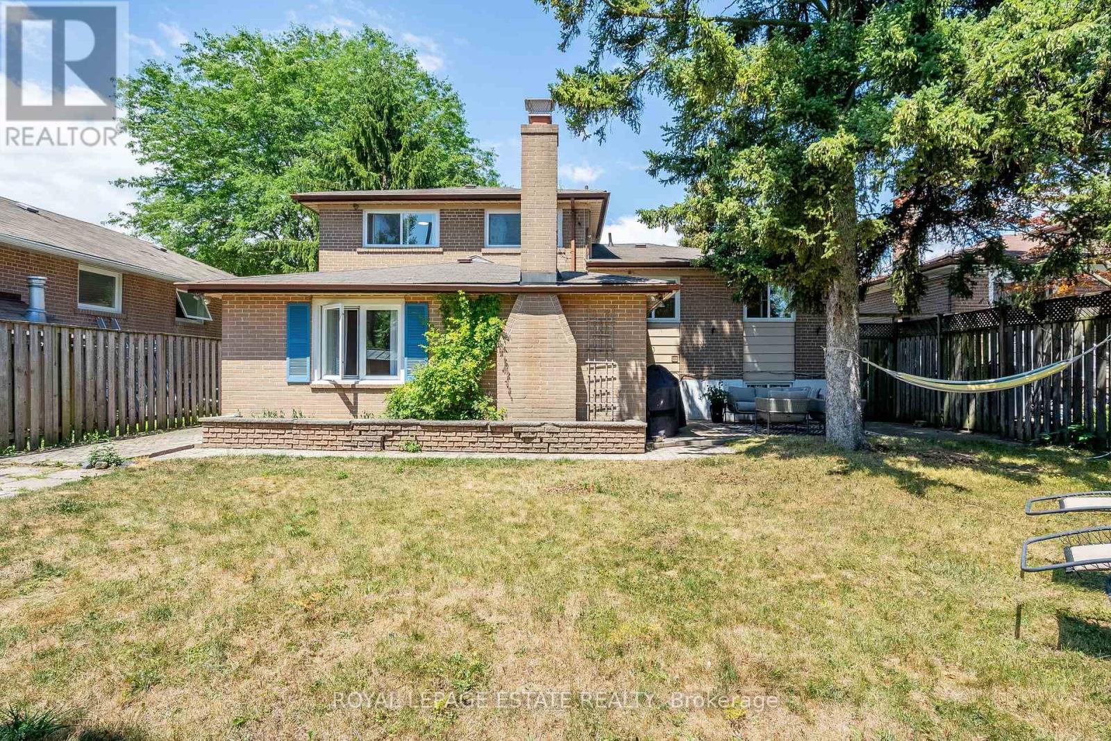 Photo 46 of 21 Nuffield Drive, Toronto ON