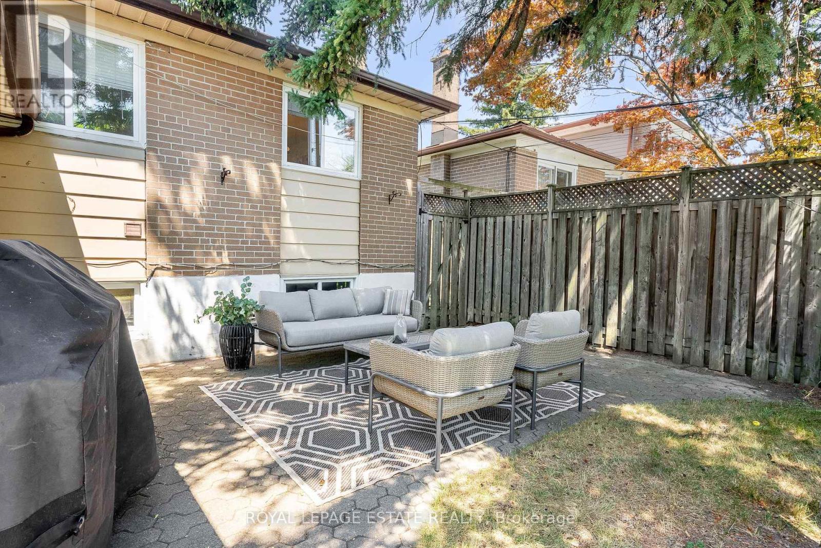 Photo 48 of 21 Nuffield Drive, Toronto ON