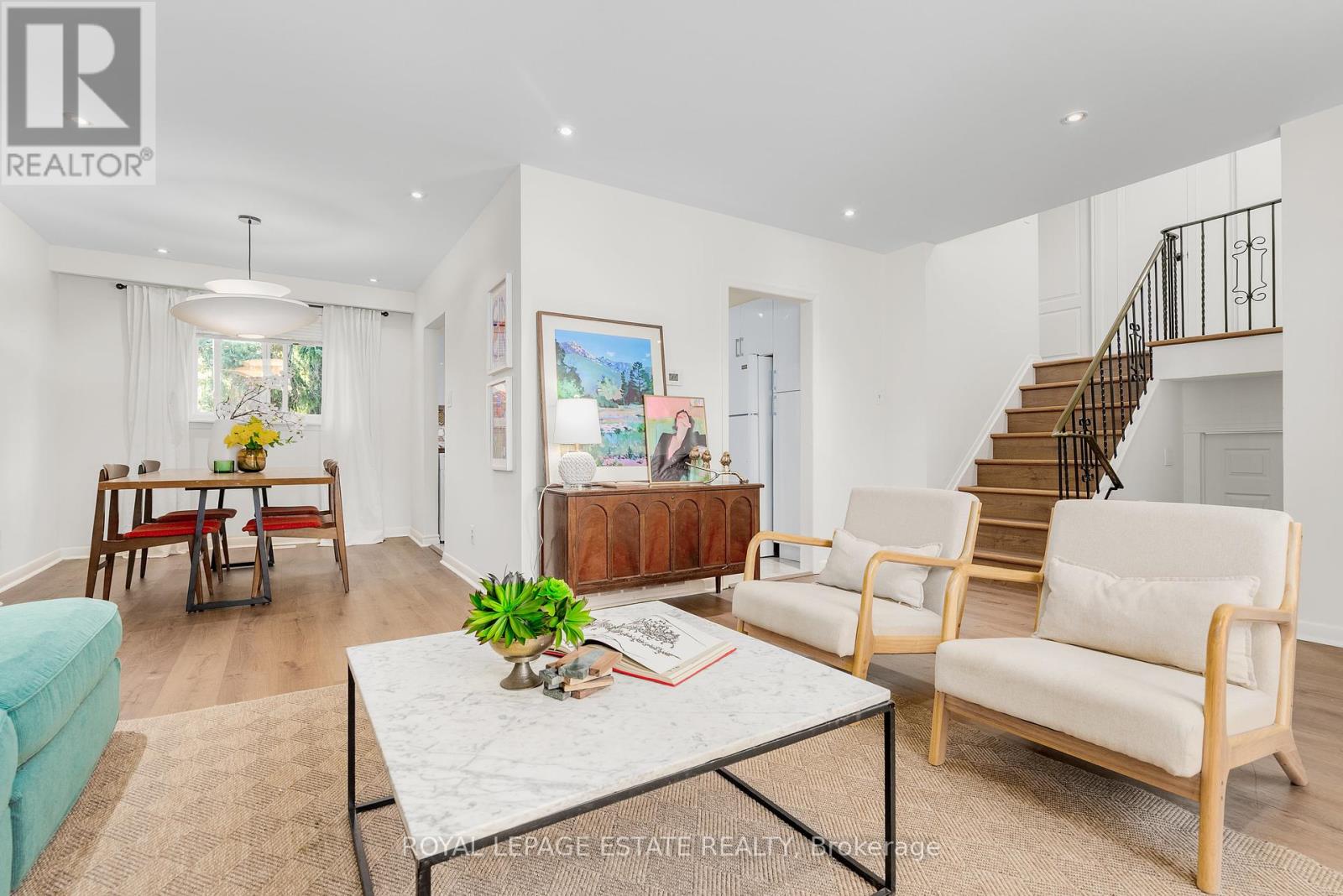 Photo 8 of 21 Nuffield Drive, Toronto ON