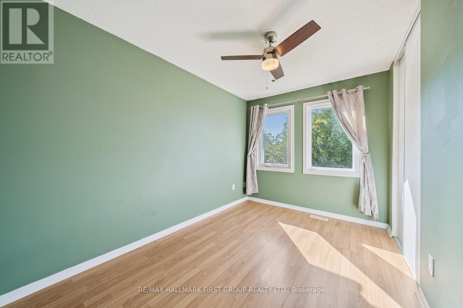Photo 12 of 626 Graceland Court, Pickering ON