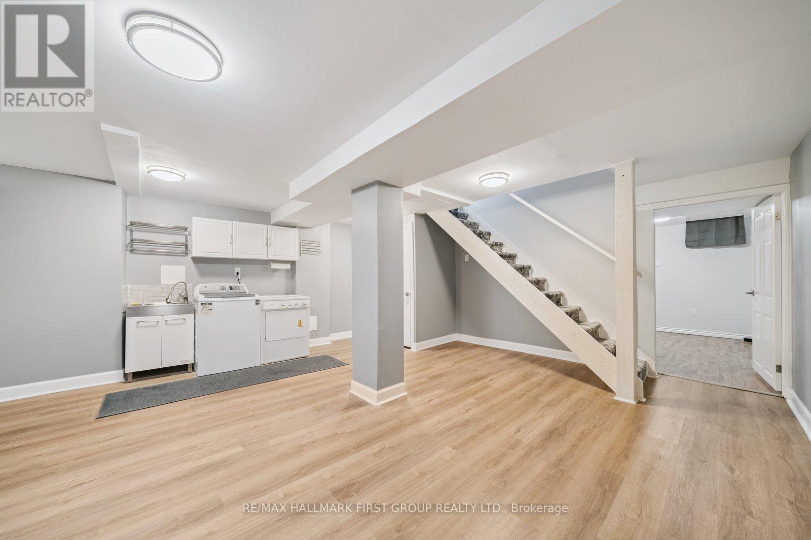 Photo 14 of 626 Graceland Court, Pickering ON