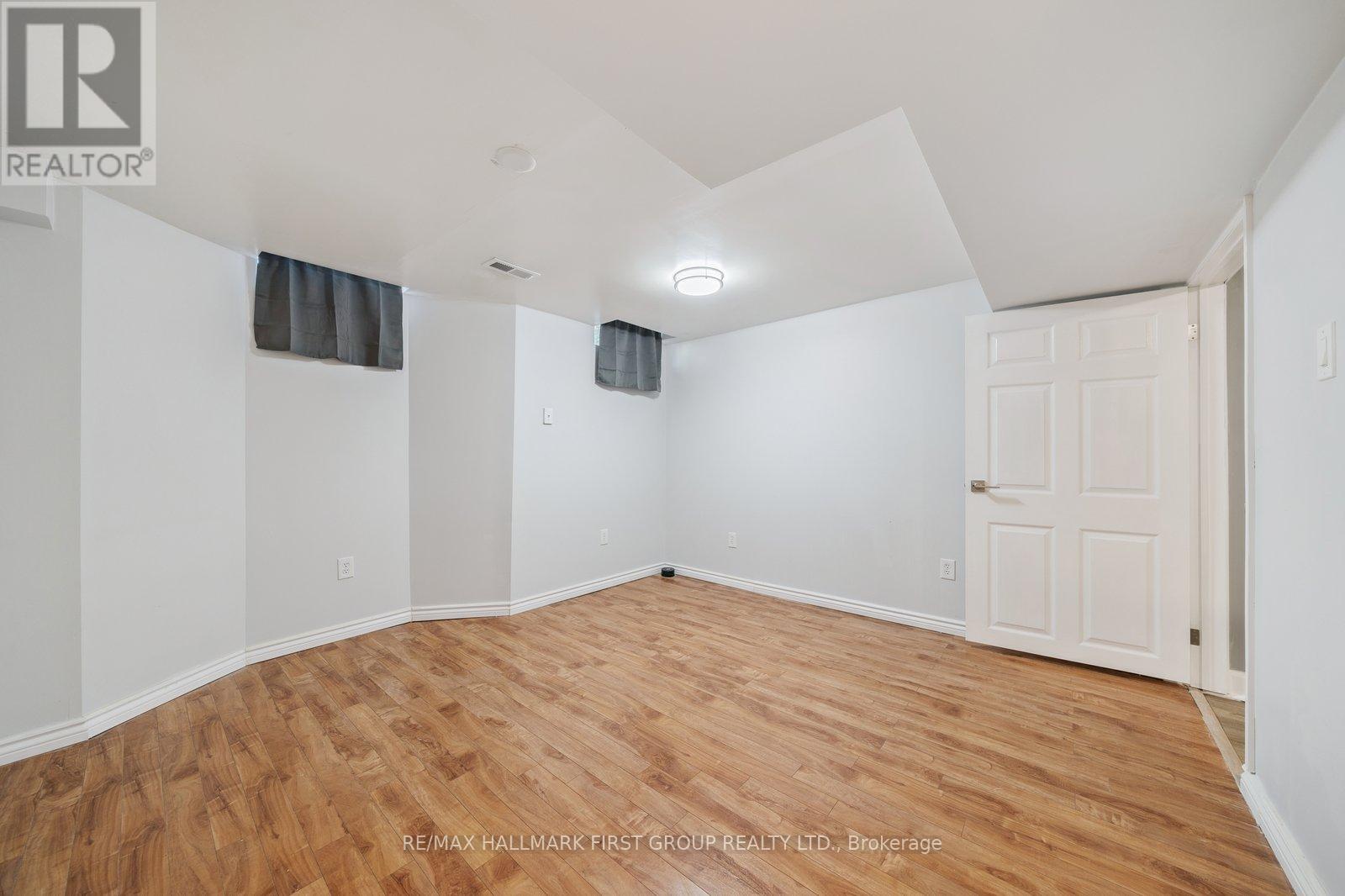 Photo 15 of 626 Graceland Court, Pickering ON