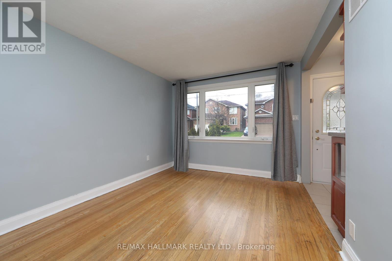 Photo 4 of Main 11 Adair Road, Toronto ON
