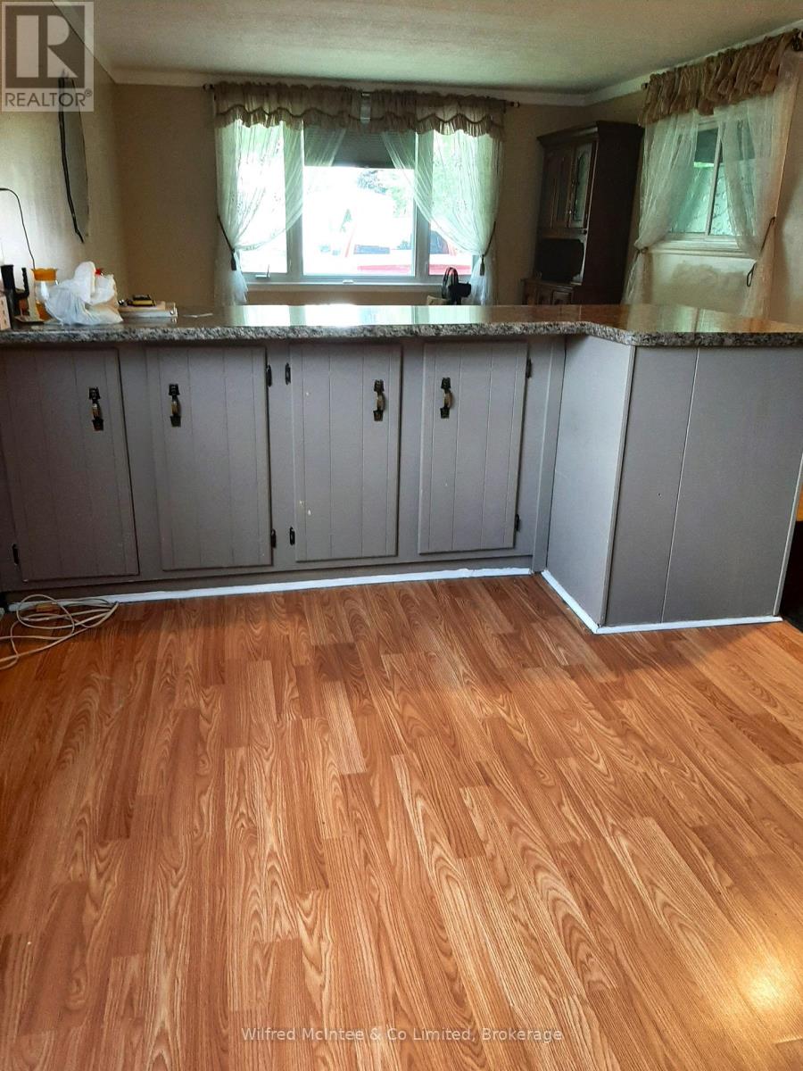 Photo 8 of 3 302694 Douglas Street, West Grey ON