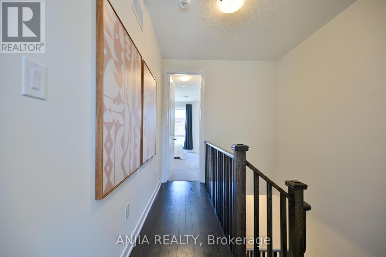 Photo 27 of 100 Stauffer Crescent, Markham ON