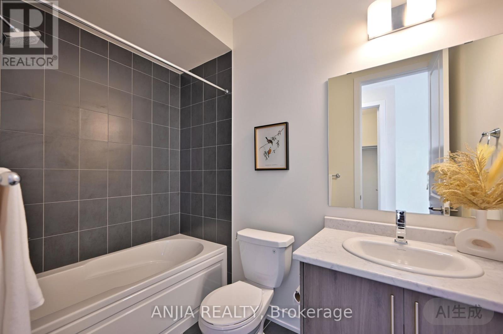 Photo 34 of 100 Stauffer Crescent, Markham ON