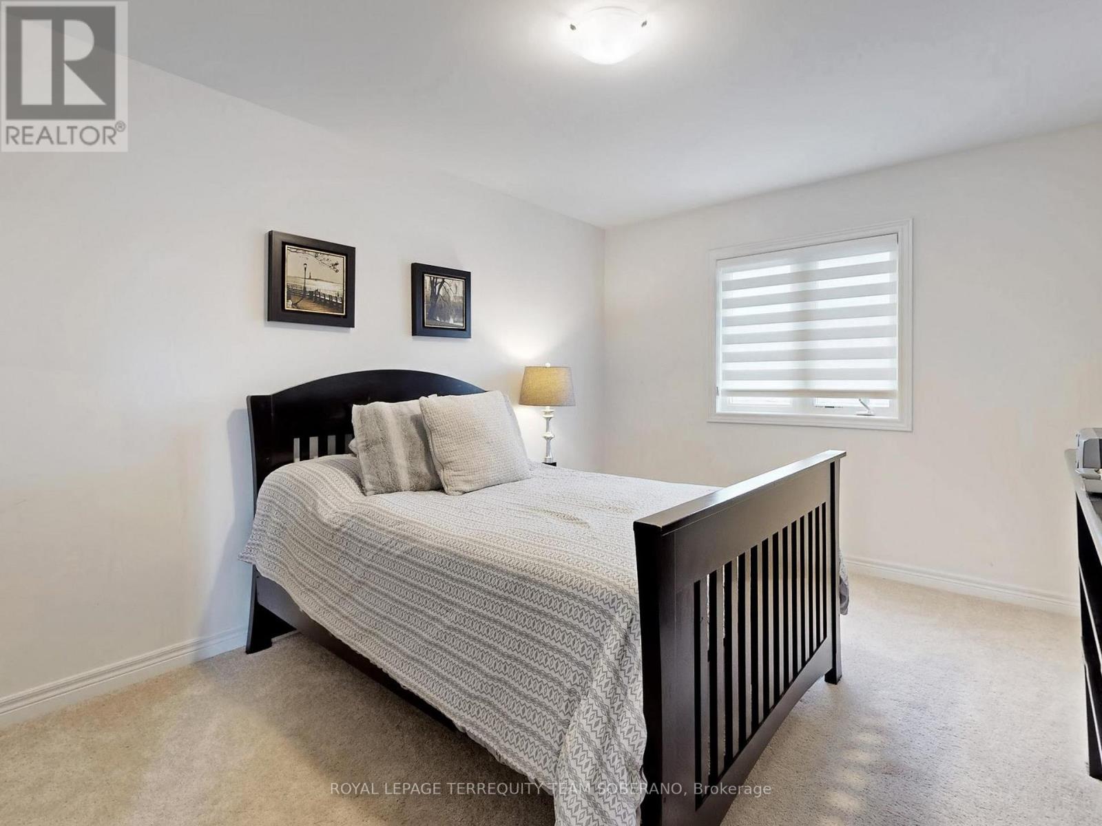 Photo 32 of 15 Pietrowski Drive, Georgina ON